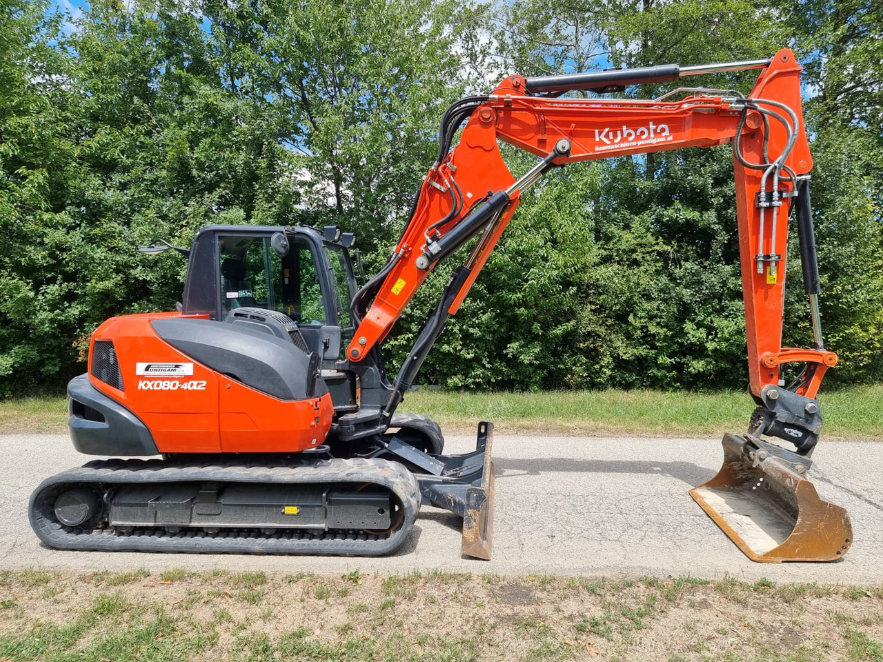 KUBOTA KX 080-4a2 - Minikotró: 2 kép. KUBOTA KX 080-4a2 - Minikotró: 2 kép.