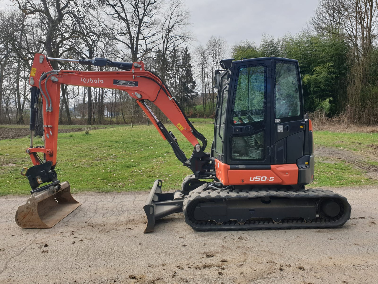 KUBOTA U 50-5 - Minikotró: 1 kép. KUBOTA U 50-5 - Minikotró: 1 kép.