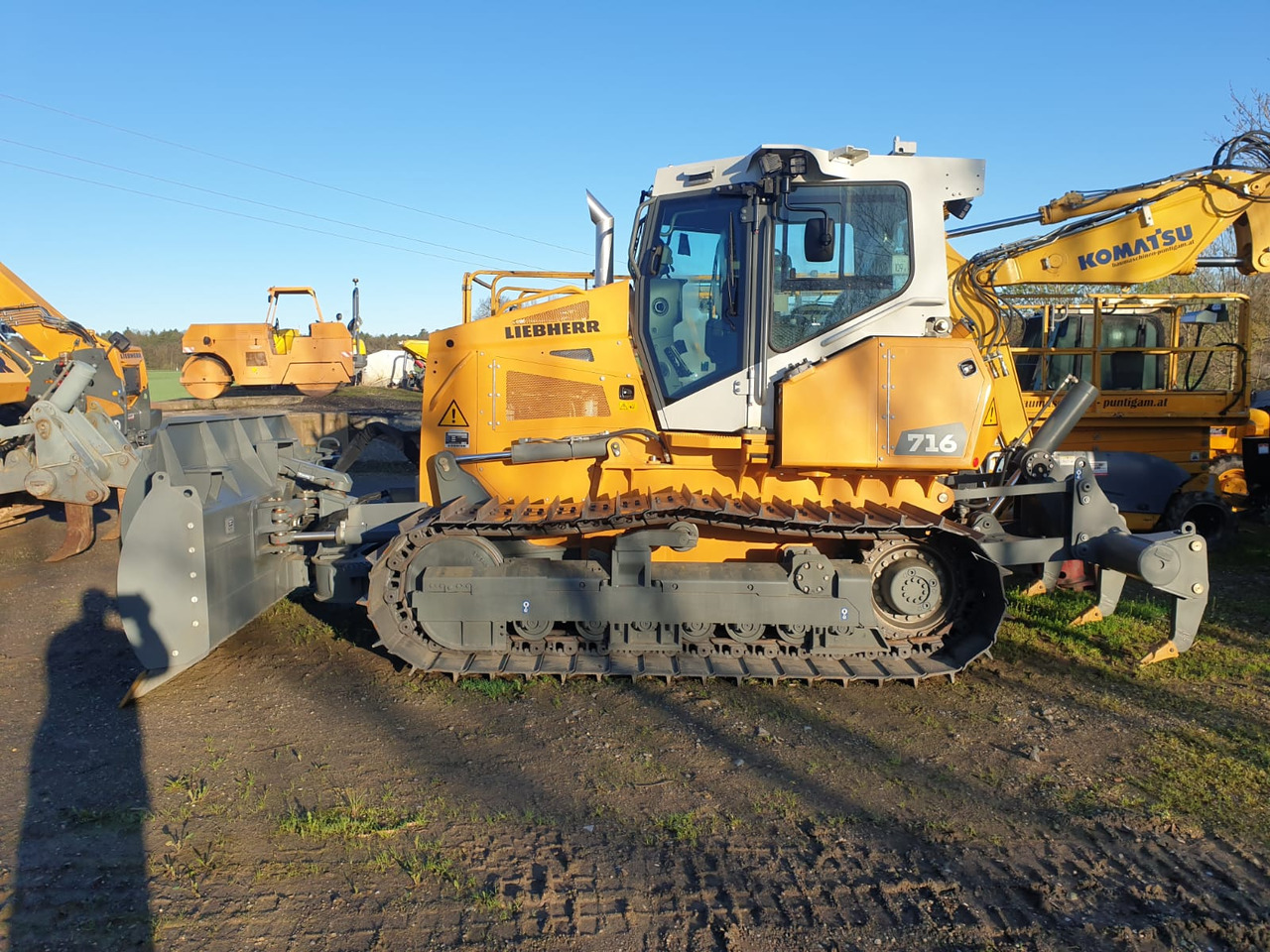 LIEBHERR PR 716 05 LGP - Buldózer: 1 kép. LIEBHERR PR 716 05 LGP - Buldózer: 1 kép.