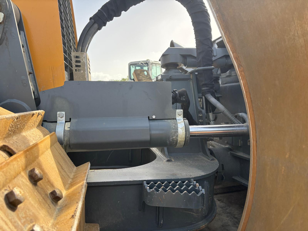 LIEBHERR PR 726 05 LGP - Buldózer: 5 kép. LIEBHERR PR 726 05 LGP - Buldózer: 5 kép.