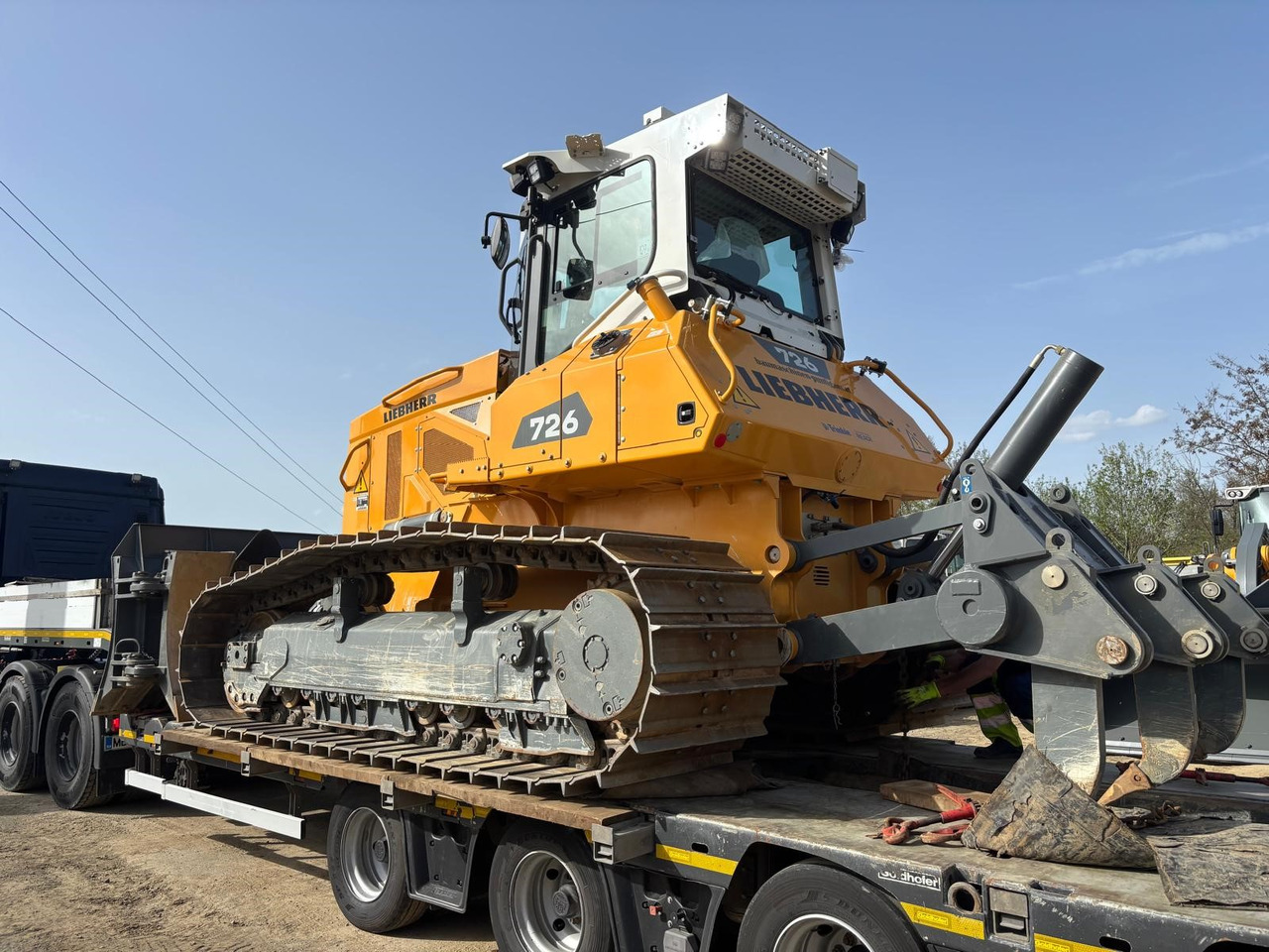 LIEBHERR PR 726 05 LGP - Buldózer: 4 kép. LIEBHERR PR 726 05 LGP - Buldózer: 4 kép.