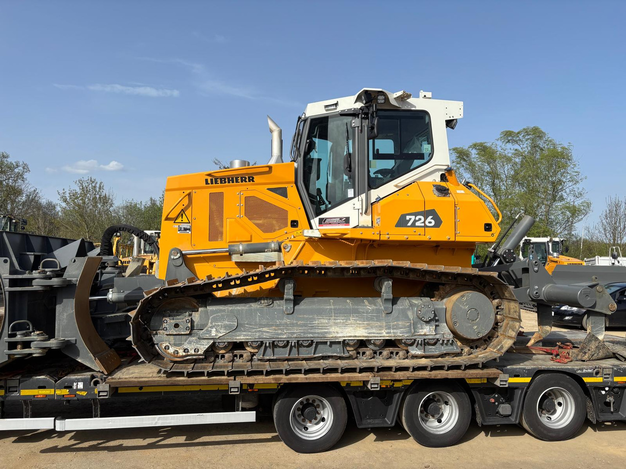 LIEBHERR PR 726 05 LGP - Buldózer: 1 kép. LIEBHERR PR 726 05 LGP - Buldózer: 1 kép.
