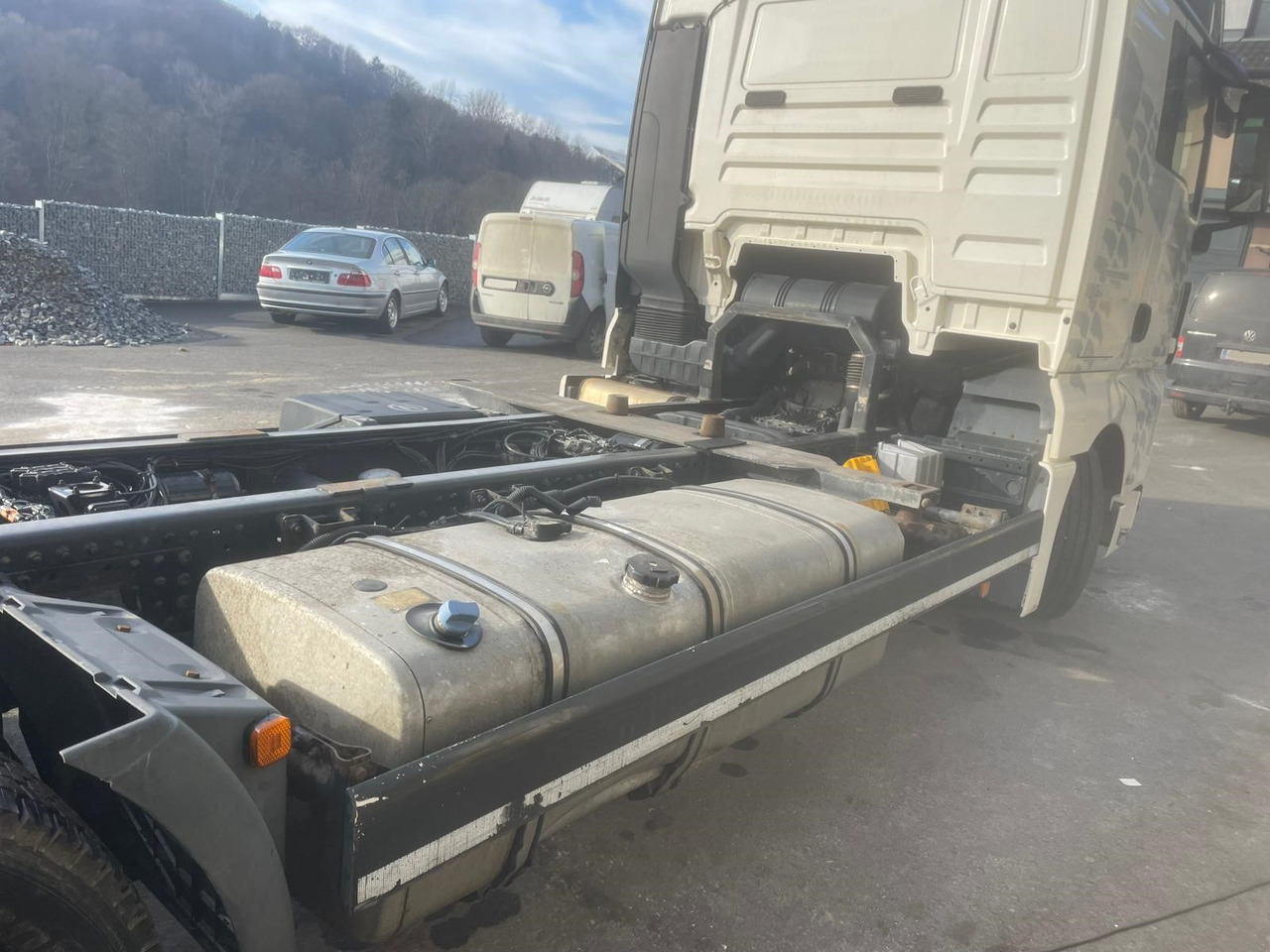 MAN TGX 24.480 6x2 - Alvaz teherautó: 3 kép. MAN TGX 24.480 6x2 - Alvaz teherautó: 3 kép.