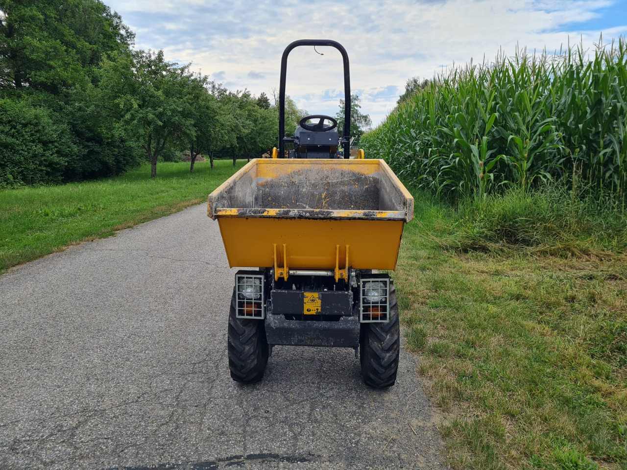 Minidömper MECALAC TA 1 eh: 8 kép. Minidömper MECALAC TA 1 eh: 8 kép.