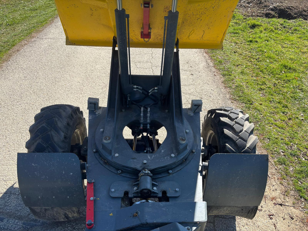 Dömper WACKER Neuson 4001: 11 kép.