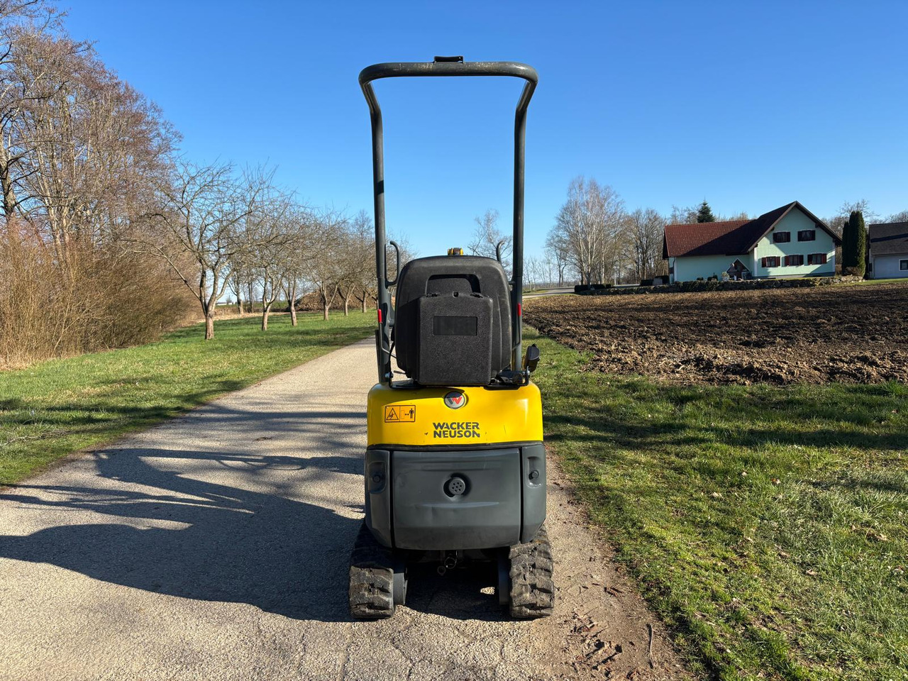 Minikotró WACKER Neuson 803: 7 kép.