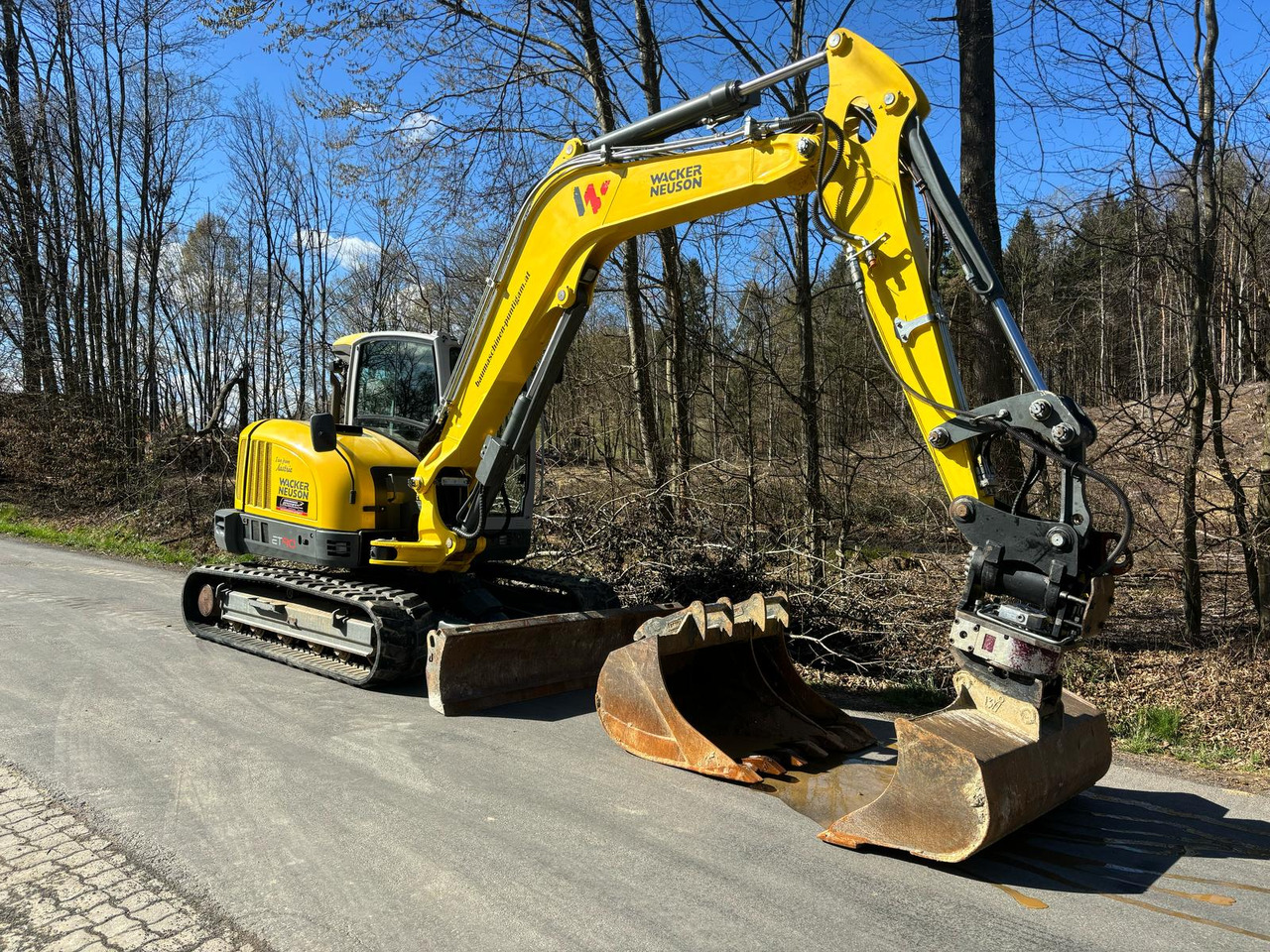 WACKER Neuson ET 90 - Minikotró: 4 kép. WACKER Neuson ET 90 - Minikotró: 4 kép.
