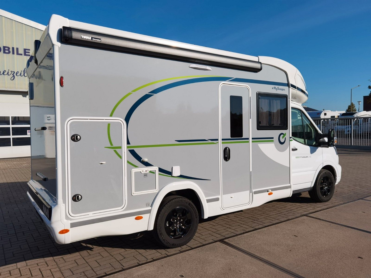 Chausson 650 TITANIUM / - 2026 - / 165PS - 8G. / HUBBETT - Félintegrált lakóautó: 4 kép. Chausson 650 TITANIUM / - 2026 - / 165PS - 8G. / HUBBETT - Félintegrált lakóautó: 4 kép.