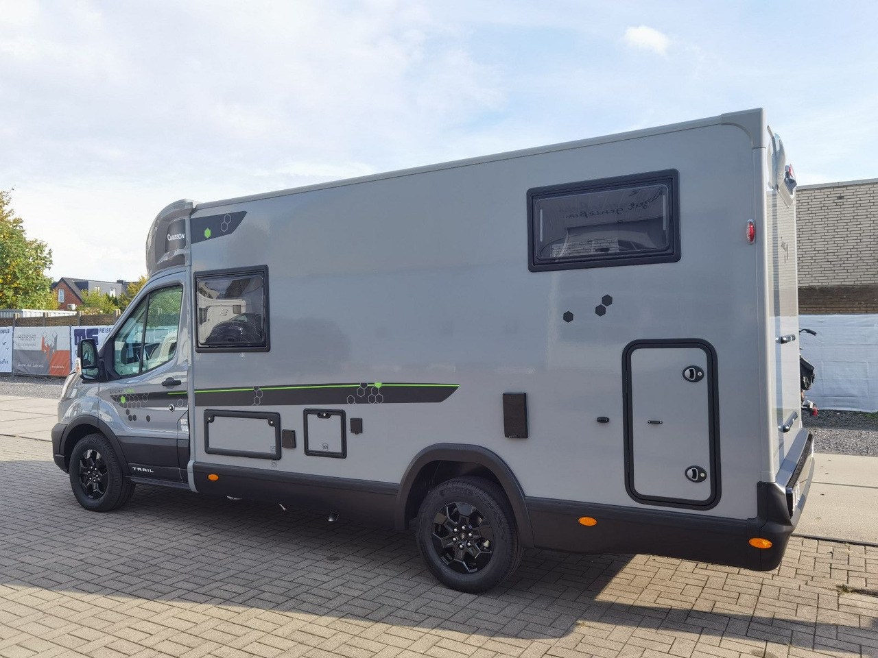 Chausson S 695 SPORT LINE /-2025- /165PS - 8G/ SEITENBETT - Félintegrált lakóautó: 5 kép. Chausson S 695 SPORT LINE /-2025- /165PS - 8G/ SEITENBETT - Félintegrált lakóautó: 5 kép.