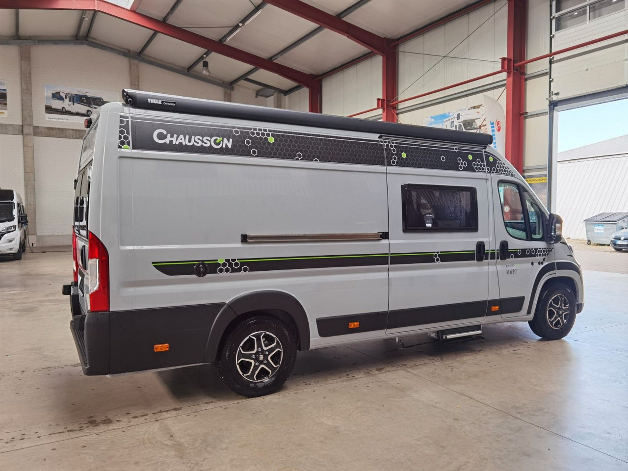 Chausson V697 SPORT LINE /-2025- / 140PS-8G /ARCTIC-PAKET - Kempingautó: 4 kép. Chausson V697 SPORT LINE /-2025- / 140PS-8G /ARCTIC-PAKET - Kempingautó: 4 kép.
