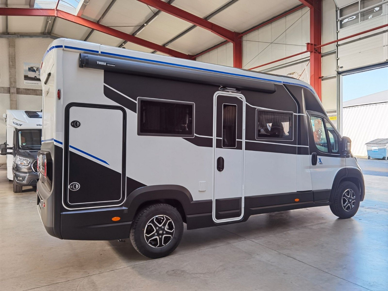 Chausson X 650 EXCLUSIVE LINE / - 2026 - / XXL - HUBBETT - Félintegrált lakóautó: 4 kép. Chausson X 650 EXCLUSIVE LINE / - 2026 - / XXL - HUBBETT - Félintegrált lakóautó: 4 kép.