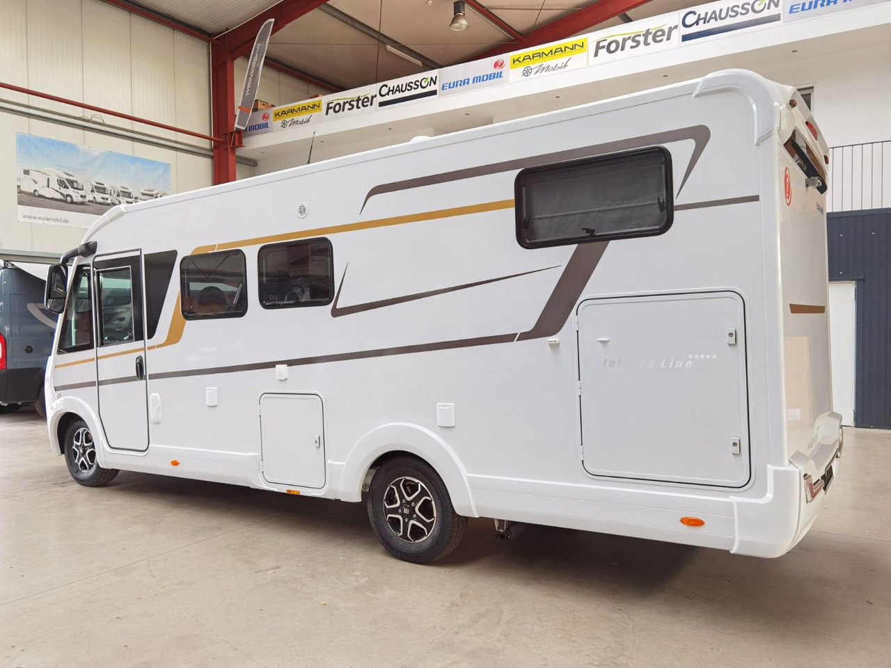 Eura Mobil INTEGRA LINE 720 EB /-2026- /8G-180PS/PLUS-PAKET - Integrált lakóautó: 5 kép. Eura Mobil INTEGRA LINE 720 EB /-2026- /8G-180PS/PLUS-PAKET - Integrált lakóautó: 5 kép.