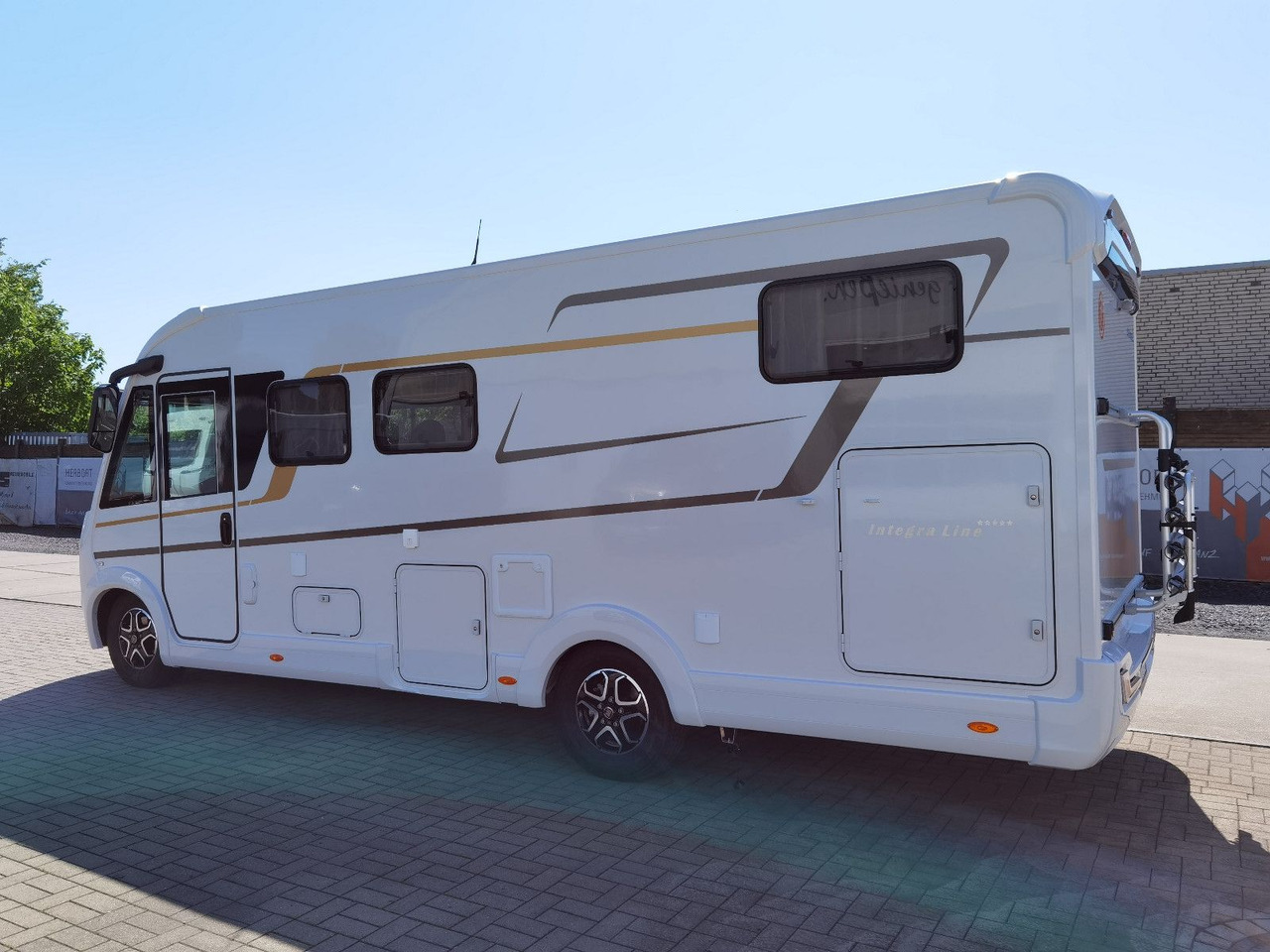 Eura Mobil INTEGRA LINE 720 EF / 180PS-9G 40H /EINZELBETTEN - Integrált lakóautó: 5 kép. Eura Mobil INTEGRA LINE 720 EF / 180PS-9G 40H /EINZELBETTEN - Integrált lakóautó: 5 kép.