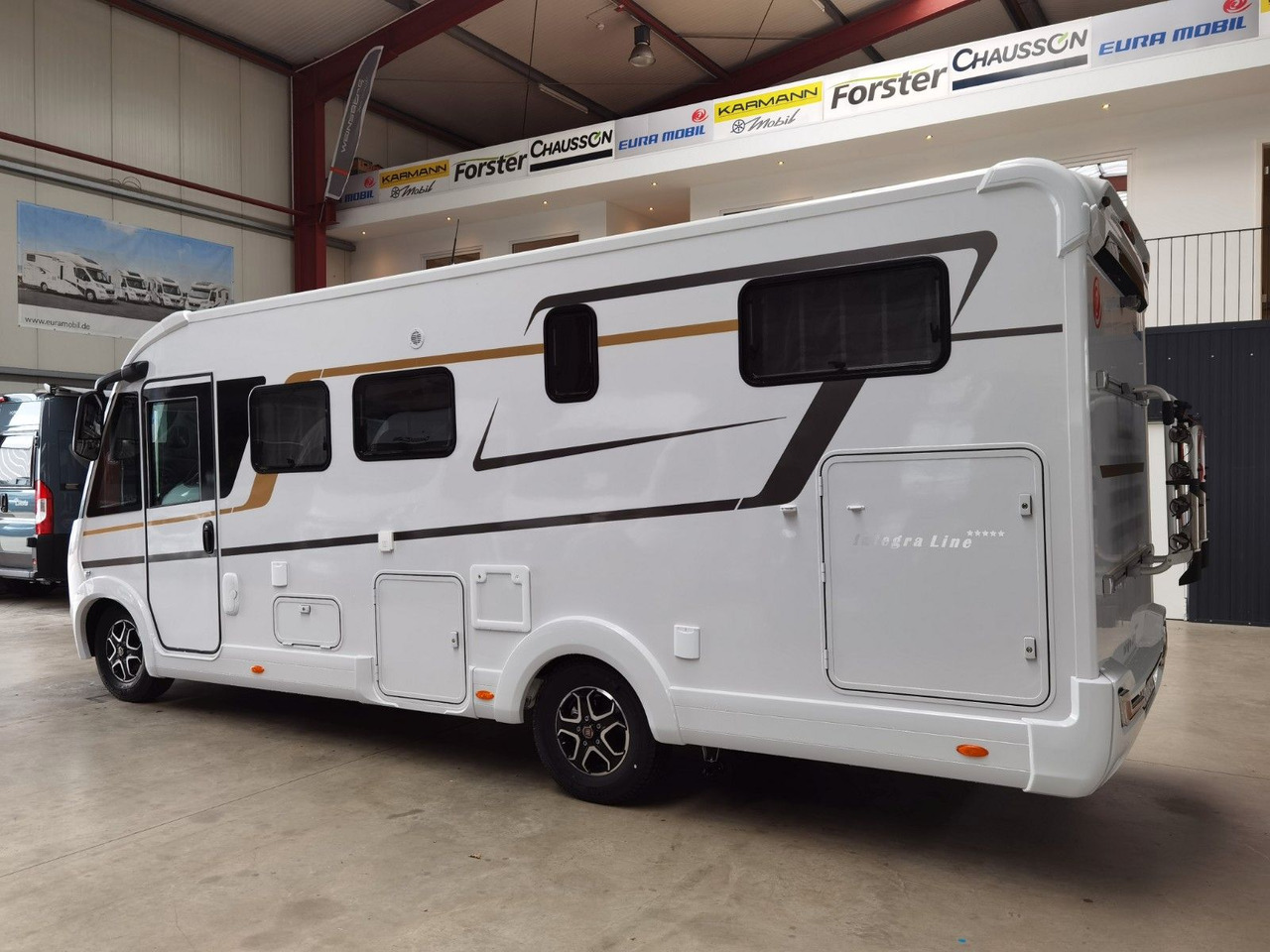 Eura Mobil INTEGRA LINE 720 EF /180PS-9G MAXI/ EINZELBETTEN - Integrált lakóautó: 5 kép. Eura Mobil INTEGRA LINE 720 EF /180PS-9G MAXI/ EINZELBETTEN - Integrált lakóautó: 5 kép.