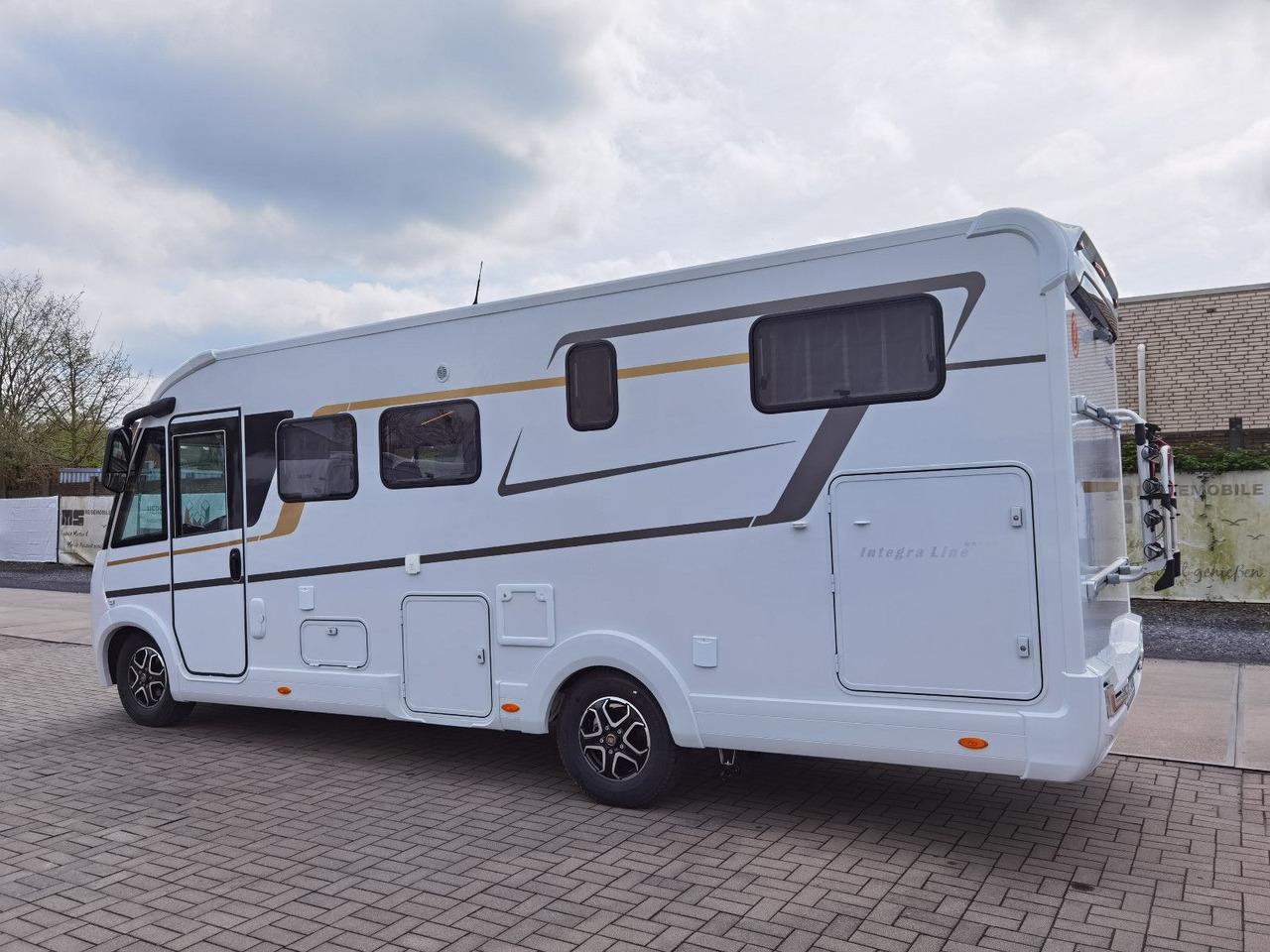 Eura Mobil INTEGRA LINE 720 EF - MOD. 2025 /180 PS/9G.AUTOM - Integrált lakóautó: 5 kép. Eura Mobil INTEGRA LINE 720 EF - MOD. 2025 /180 PS/9G.AUTOM - Integrált lakóautó: 5 kép.