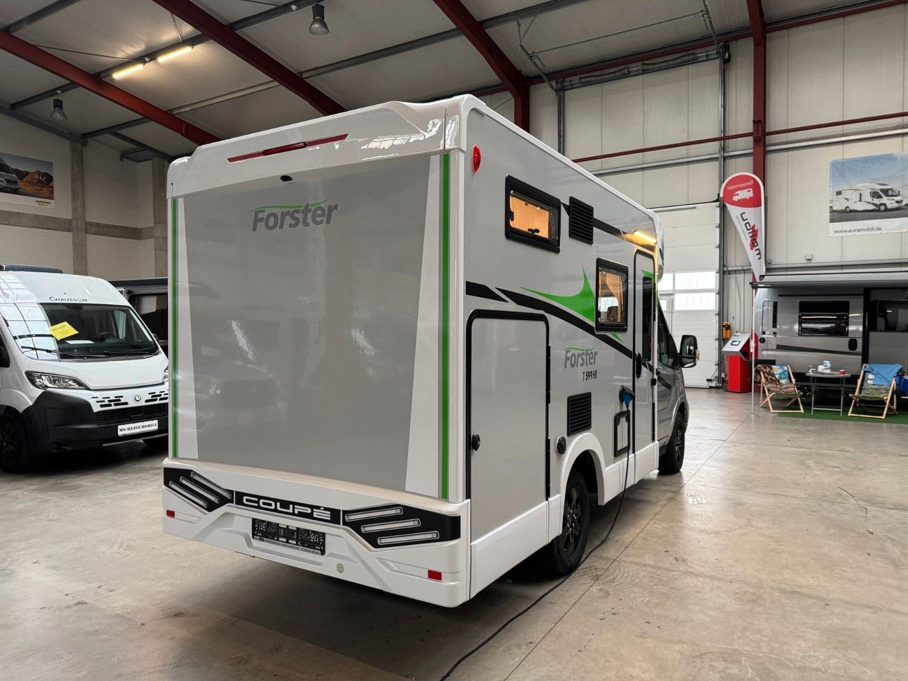Forster T 599 HBN COUPÈ /-2026-/ 165PS-8G / SILVER-PAKET - Félintegrált lakóautó: 5 kép. Forster T 599 HBN COUPÈ /-2026-/ 165PS-8G / SILVER-PAKET - Félintegrált lakóautó: 5 kép.