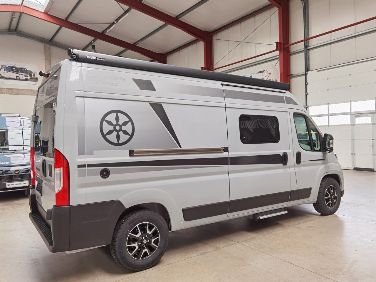 Karmann DEXTER 600 / -2026-/ EINZELBETTEN & BAR VERSION - Kempingautó: 4 kép. Karmann DEXTER 600 / -2026-/ EINZELBETTEN & BAR VERSION - Kempingautó: 4 kép.