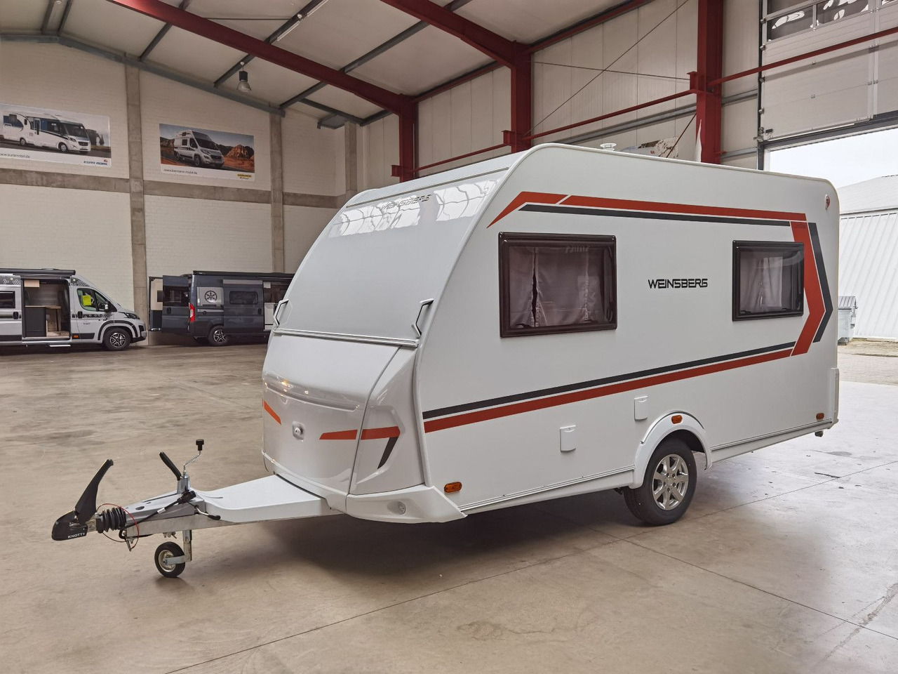 Lakókocsi Weinsberg CARAONE 390 QD / -2026 -/ 1350 KG: 6 kép. Lakókocsi Weinsberg CARAONE 390 QD / -2026 -/ 1350 KG: 6 kép.