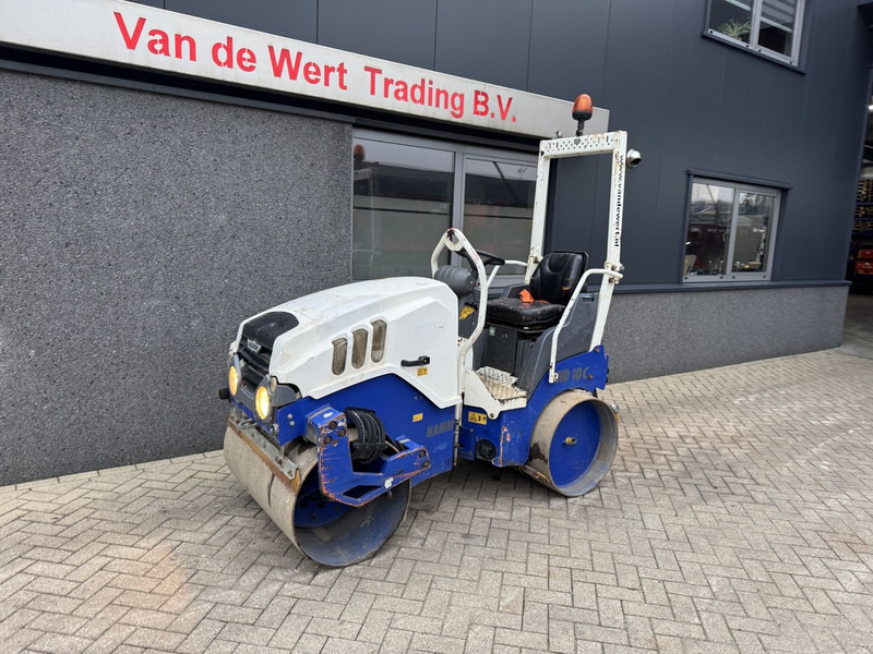 Hamm HD 10 VV Trilwals / Road Roller / Tandemwalze 2014 Kubota Diesel - Henger: 2 kép. Hamm HD 10 VV Trilwals / Road Roller / Tandemwalze 2014 Kubota Diesel - Henger: 2 kép.