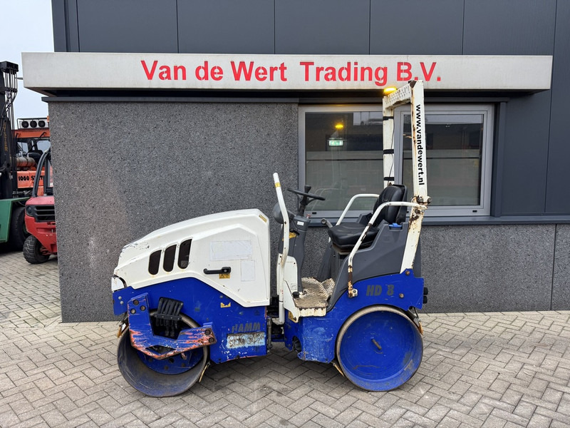 Hamm HD 8 VV Trilwals / Road Roller / Tandemwalze 2014 Kubota Diesel - Henger: 1 kép. Hamm HD 8 VV Trilwals / Road Roller / Tandemwalze 2014 Kubota Diesel - Henger: 1 kép.