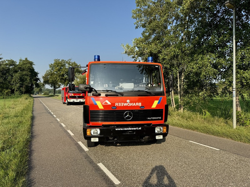 Mercedes-Benz 817 - Tűzoltóautó: 3 kép. Mercedes-Benz 817 - Tűzoltóautó: 3 kép.