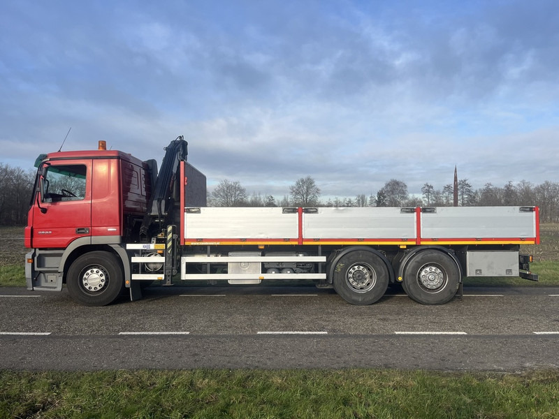 Mercedes-Benz ACTROS 2832 - MKG HKL140 - automaat - EURO5 -lift/stuur as - 600dkm - 2006 - Platós teherautó, Darus autó: 5 kép. Mercedes-Benz ACTROS 2832 - MKG HKL140 - automaat - EURO5 -lift/stuur as - 600dkm - 2006 - Platós teherautó, Darus autó: 5 kép.
