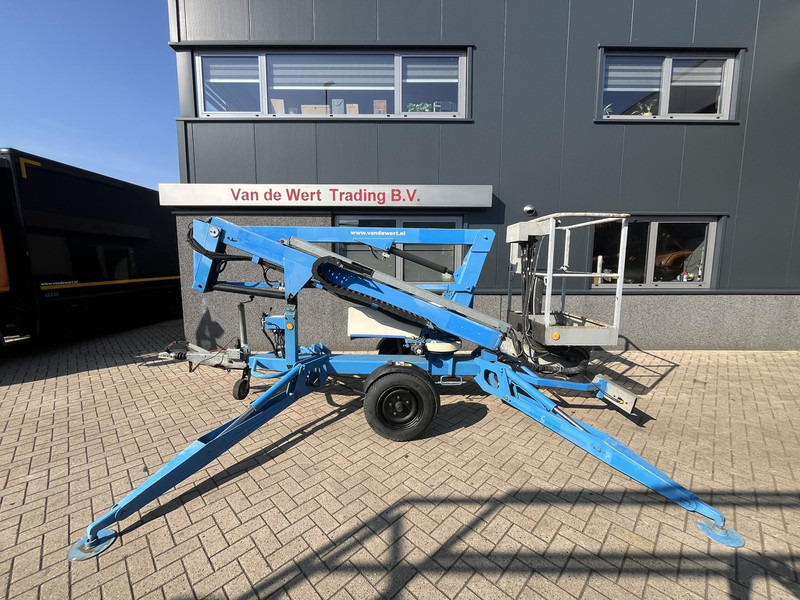 Niftylift 120 T - Emelőkosaras utánfutó: 2 kép. Niftylift 120 T - Emelőkosaras utánfutó: 2 kép.