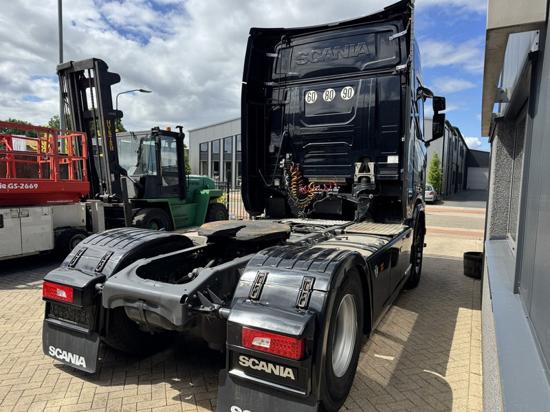 Scania S520 V8 4x2 Full Air - Automaat - Retarder - Euro 6 - I Park Cool - 2018 - TUV 02-2026 - Nyergesvontató: 5 kép. Scania S520 V8 4x2 Full Air - Automaat - Retarder - Euro 6 - I Park Cool - 2018 - TUV 02-2026 - Nyergesvontató: 5 kép.