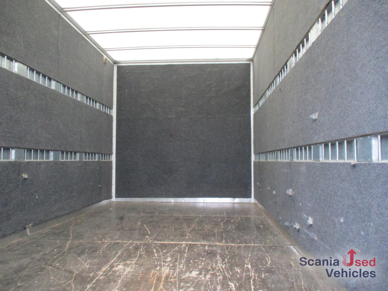 MERCEDES-BENZ Sprinter 313 CDI - Dobozos kisteherautó: 4 kép. MERCEDES-BENZ Sprinter 313 CDI - Dobozos kisteherautó: 4 kép.