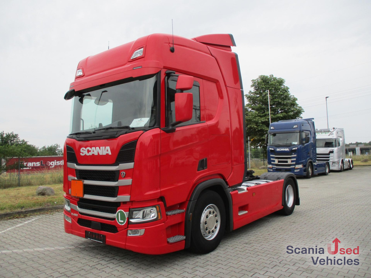 SCANIA R 450 A4x2NA - Nyergesvontató: 1 kép. SCANIA R 450 A4x2NA - Nyergesvontató: 1 kép.