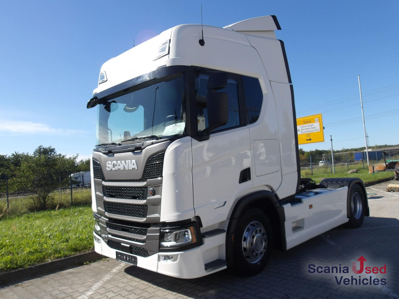 SCANIA R 460 A4x2NA - Nyergesvontató: 1 kép. SCANIA R 460 A4x2NA - Nyergesvontató: 1 kép.
