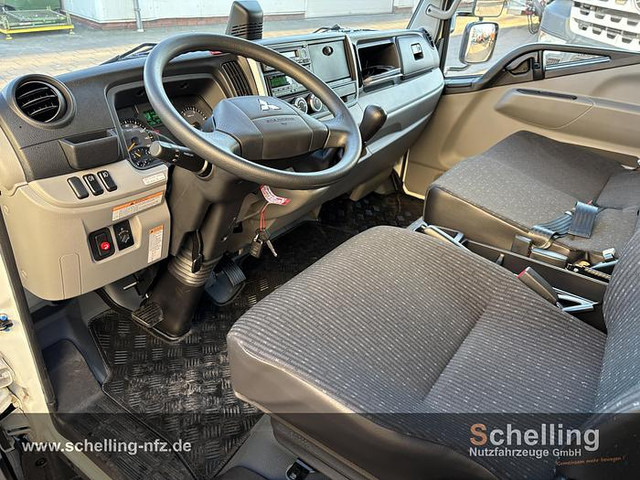 FUSO 7C18 lízing FUSO 7C18: 8 kép. FUSO 7C18 lízing FUSO 7C18: 8 kép.