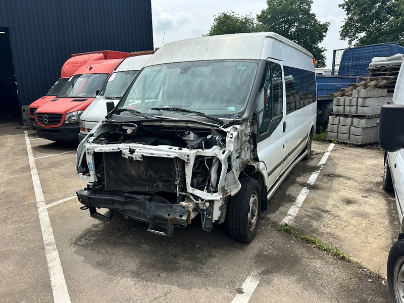 Ford TRANSIT - Busz: 1 kép. Ford TRANSIT - Busz: 1 kép.
