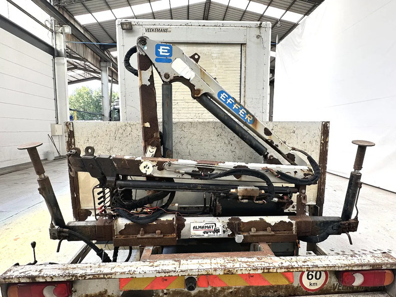 DAF LF 45.180 SANS / OHNE / WITHOUT GRUE EFFER - Darus autó: 5 kép. DAF LF 45.180 SANS / OHNE / WITHOUT GRUE EFFER - Darus autó: 5 kép.