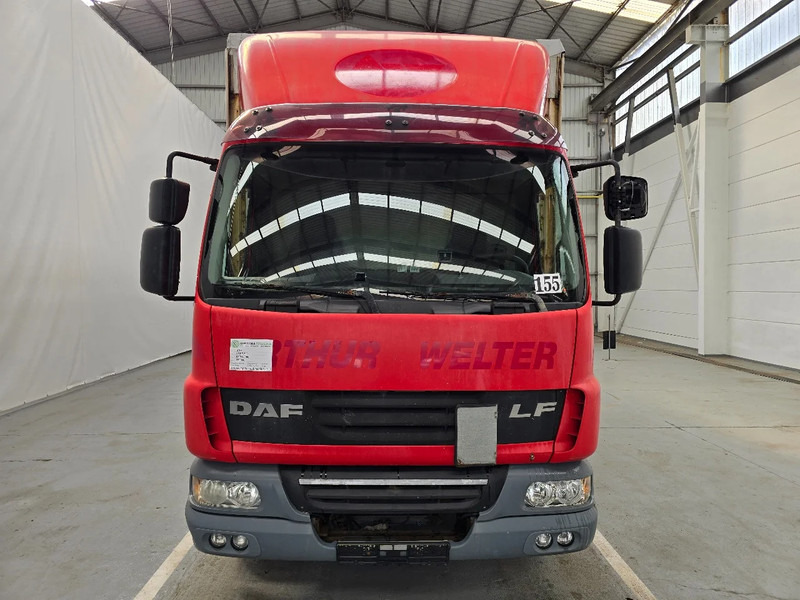 DAF LF 45 220 / EURO 5 / AIRCO / MANUEL / DHOLLANDIA 2000kg - Ponyvás teherautó: 2 kép. DAF LF 45 220 / EURO 5 / AIRCO / MANUEL / DHOLLANDIA 2000kg - Ponyvás teherautó: 2 kép.