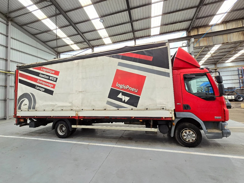 DAF LF 45 220 / EURO 5 / AIRCO / MANUEL / DHOLLANDIA 2000kg - Ponyvás teherautó: 4 kép. DAF LF 45 220 / EURO 5 / AIRCO / MANUEL / DHOLLANDIA 2000kg - Ponyvás teherautó: 4 kép.