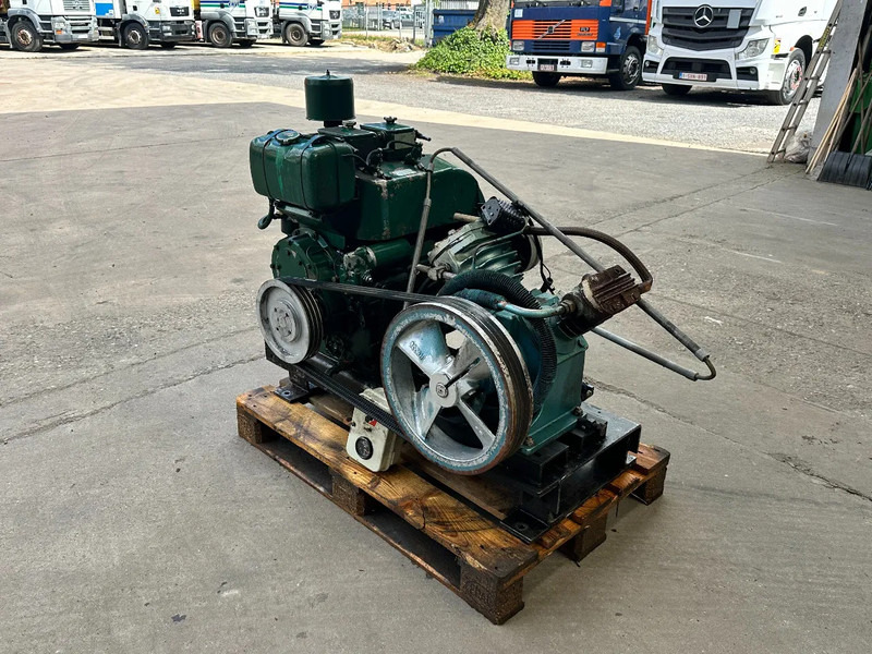 Ingersoll Rand 253 Piston air compressor - Légkompresszor: 5 kép. Ingersoll Rand 253 Piston air compressor - Légkompresszor: 5 kép.
