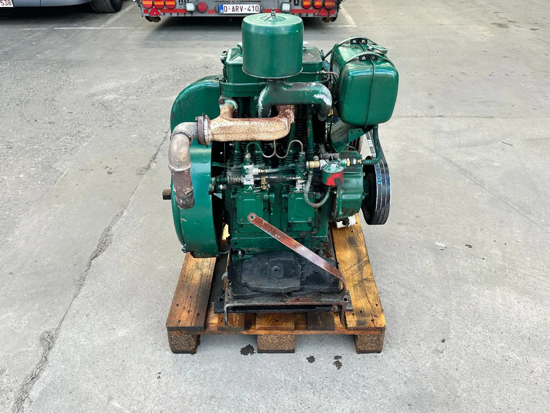 Ingersoll Rand 253 Piston air compressor - Légkompresszor: 3 kép. Ingersoll Rand 253 Piston air compressor - Légkompresszor: 3 kép.