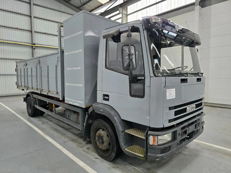 Iveco EuroCargo 120 E18 / 182.000km - Billenőplatós teherautó: 3 kép. Iveco EuroCargo 120 E18 / 182.000km - Billenőplatós teherautó: 3 kép.