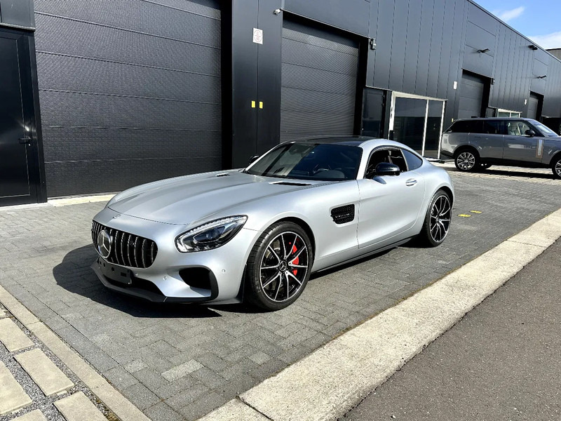 Mercedes-Benz AMG GT S / V8 4.0 L Biturbo (M178) - Autó: 2 kép. Mercedes-Benz AMG GT S / V8 4.0 L Biturbo (M178) - Autó: 2 kép.