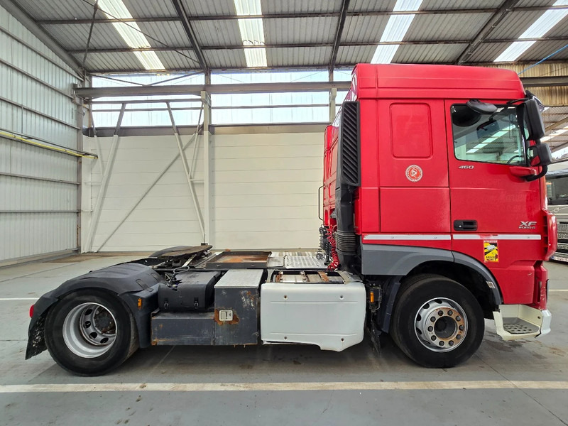 DAF XF 460 AIRCO / MANUEL / RETARDER - Nyergesvontató: 4 kép. DAF XF 460 AIRCO / MANUEL / RETARDER - Nyergesvontató: 4 kép.