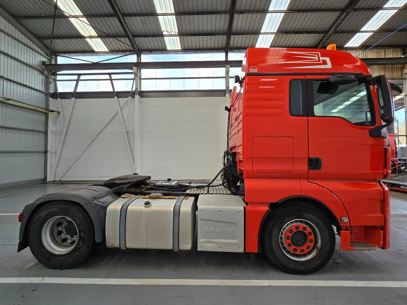 MAN TGX 18.440 EURO 6 / PTO / AIRCO - Nyergesvontató: 4 kép. MAN TGX 18.440 EURO 6 / PTO / AIRCO - Nyergesvontató: 4 kép.