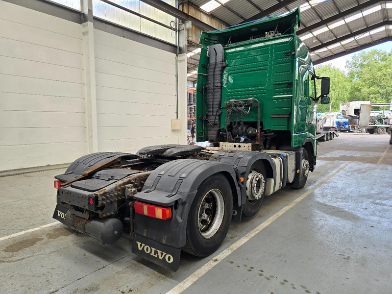 Volvo FH 13.460 6x2 / RHD / AIRCO / LIFTAS - Nyergesvontató: 5 kép. Volvo FH 13.460 6x2 / RHD / AIRCO / LIFTAS - Nyergesvontató: 5 kép.