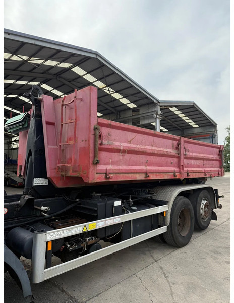 Onbekend Puincontainer - Tengeri konténer: 5 kép. Onbekend Puincontainer - Tengeri konténer: 5 kép.