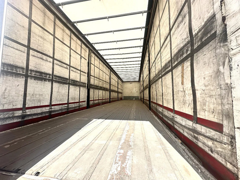 Renders ROC 12.27 - Ponyvás félpótkocsi: 5 kép. Renders ROC 12.27 - Ponyvás félpótkocsi: 5 kép.