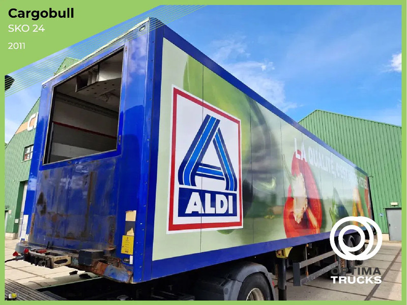 Schmitz Cargobull SKO 24 - Félpótkocsi dobozos: 1 kép. Schmitz Cargobull SKO 24 - Félpótkocsi dobozos: 1 kép.