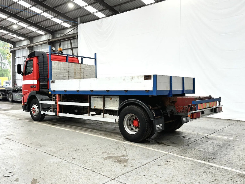 Volvo FH 12.340 BLAD-BLAD / LAMMES-LAMMES - EURO 2 - Ponyvás teherautó: 3 kép. Volvo FH 12.340 BLAD-BLAD / LAMMES-LAMMES - EURO 2 - Ponyvás teherautó: 3 kép.