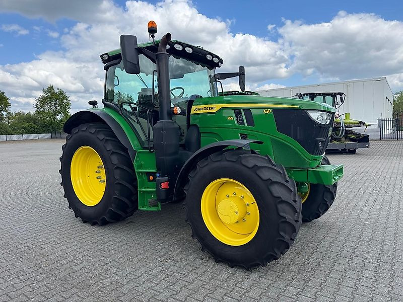 John Deere 6R155 AP 50KM COMMAND-PRO 2023 1190 UUR!!! - Traktor: 2 kép. John Deere 6R155 AP 50KM COMMAND-PRO 2023 1190 UUR!!! - Traktor: 2 kép.