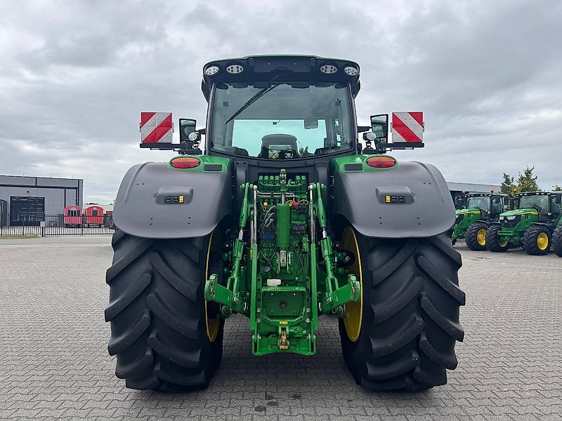 John Deere 6R215 AP 50KM COMMAND-PRO G5-Plus 2024 FH+FA!!! - Traktor: 3 kép. John Deere 6R215 AP 50KM COMMAND-PRO G5-Plus 2024 FH+FA!!! - Traktor: 3 kép.