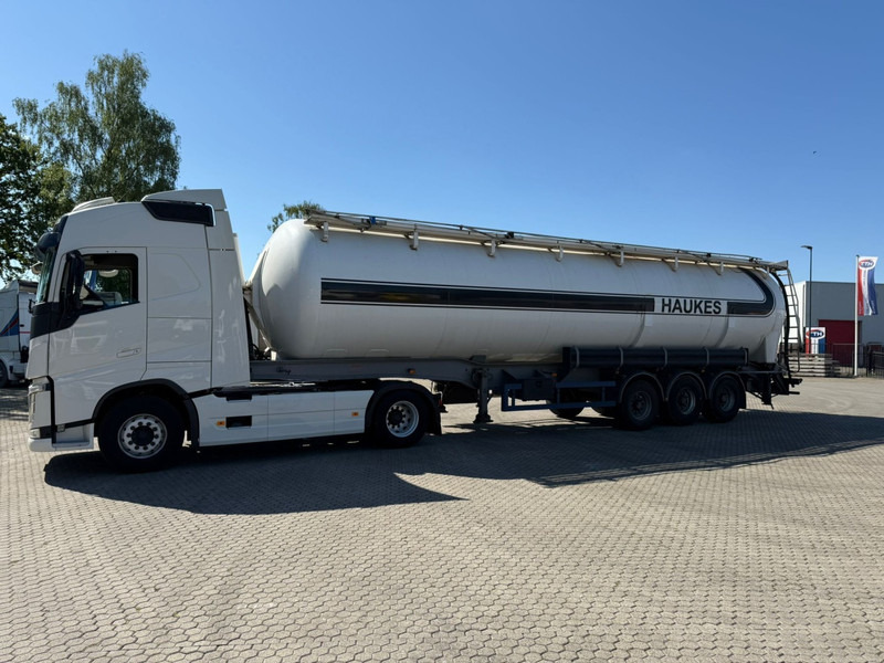 Benalu T39NLNEP Tipper Aluminium 6 compartiments - Tartályos félpótkocsi: 3 kép. Benalu T39NLNEP Tipper Aluminium 6 compartiments - Tartályos félpótkocsi: 3 kép.